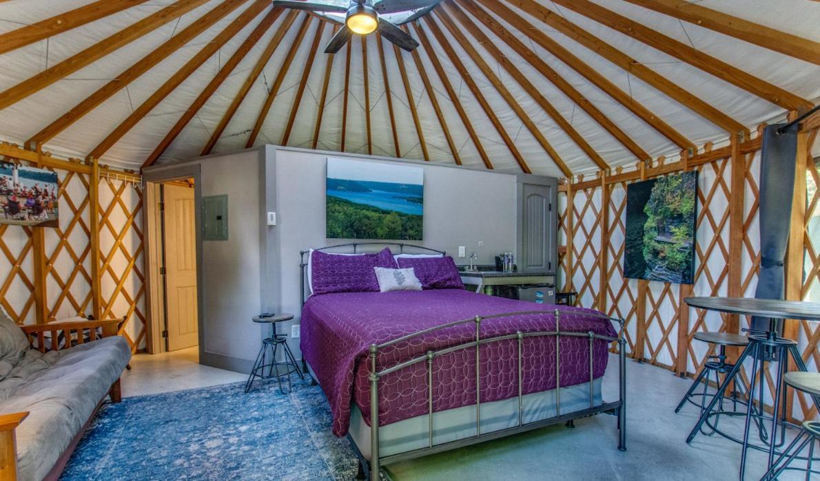 Plum Point Hotel 5*