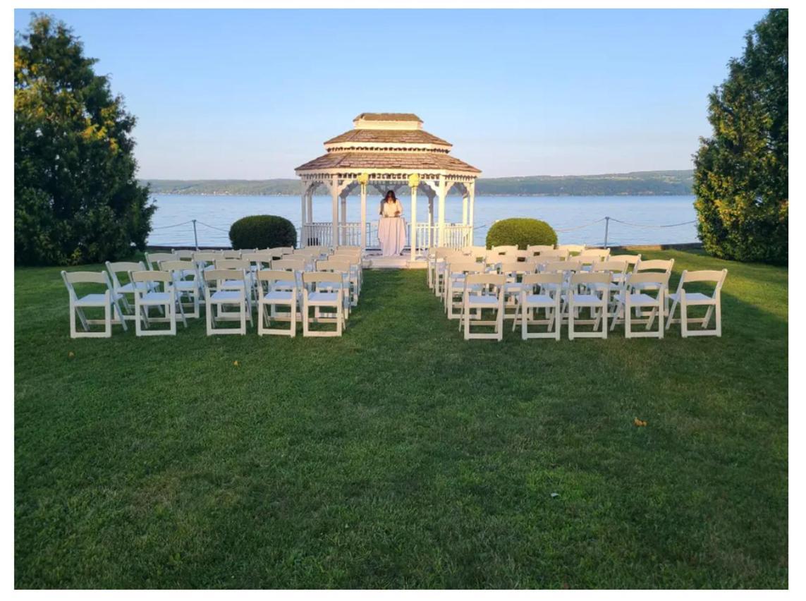 Plum Point Hotel
